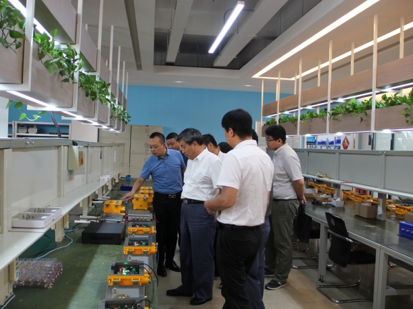 歷城區(qū)政協(xié)副主席一行來華科電氣調研考察